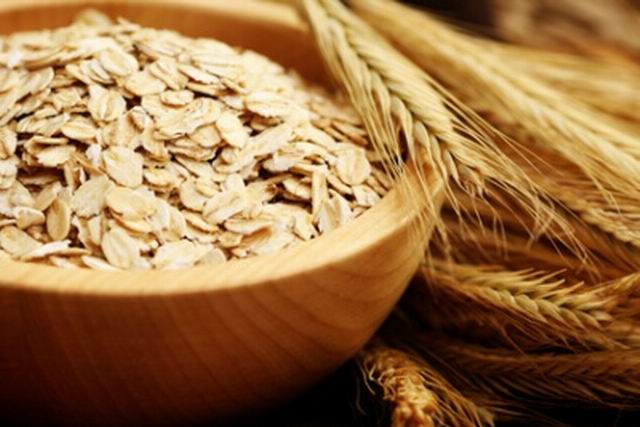 bowl of oats - healthy eating - food and drink